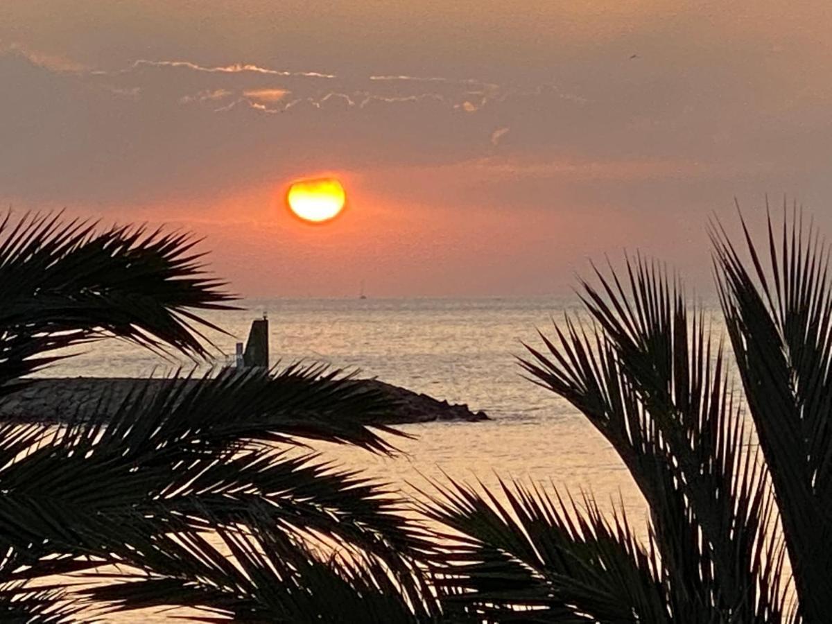 Apartamento Frente Al Mar En El Campello Ngoại thất bức ảnh