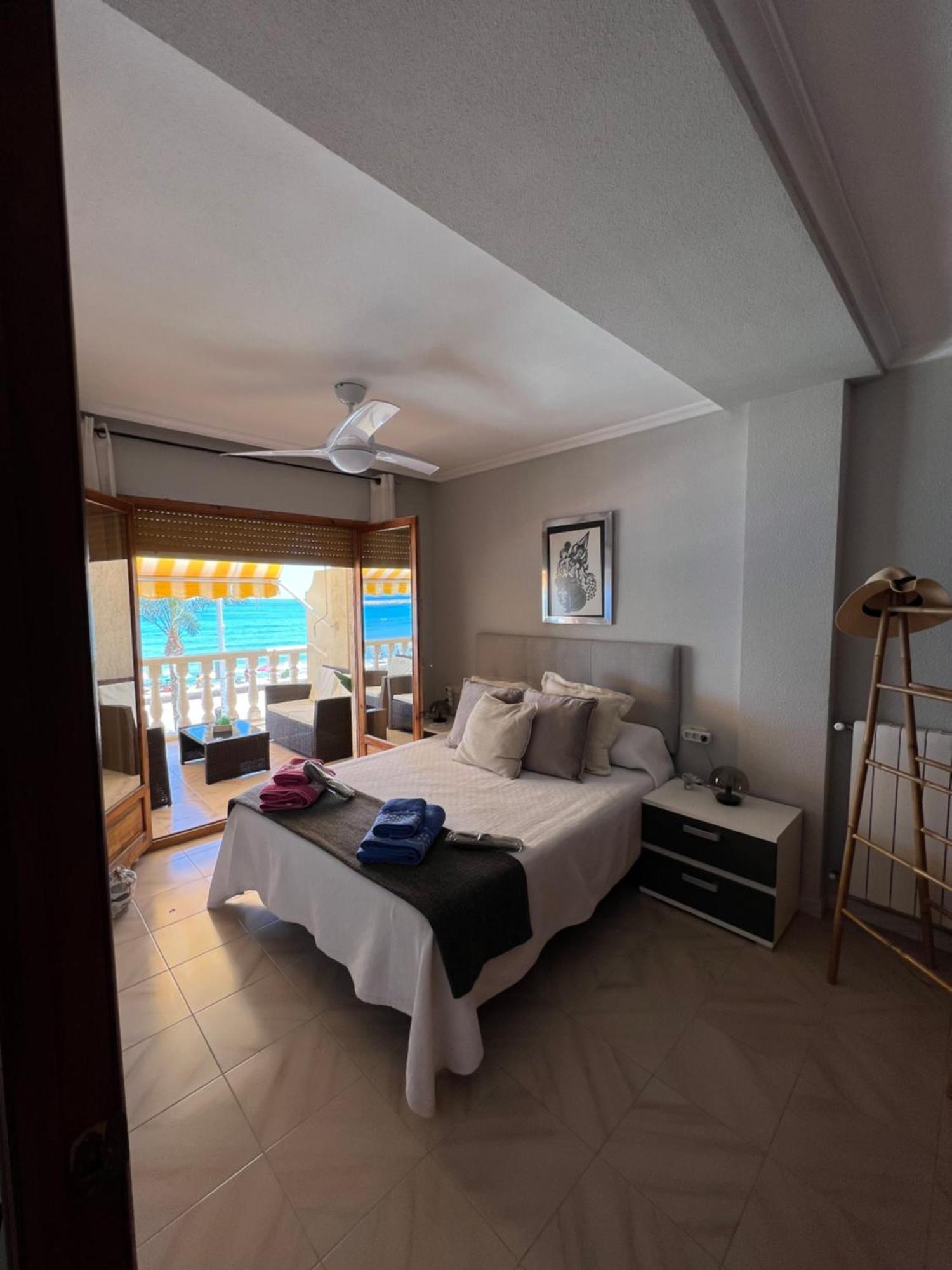 Apartamento Frente Al Mar En El Campello Ngoại thất bức ảnh